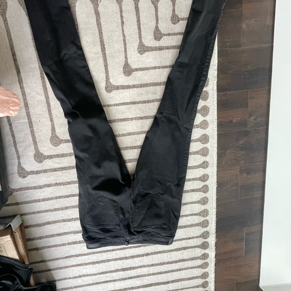 Brand new mid rise black Abercrombie jeans skinny size 2